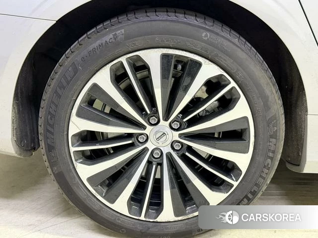 Volvo S90 PHEV 2023 Серебристо-серый из Китая, фото 4