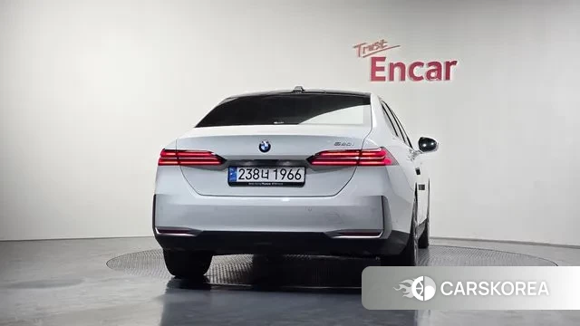 BMW 5 Series (G60) id 3554832 из Кореи 14