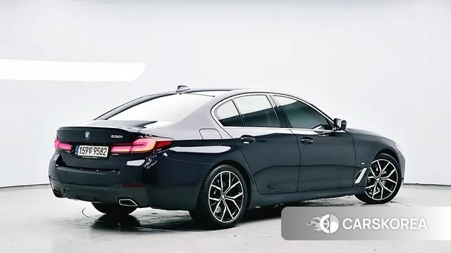 BMW 5 Series (G30) id 3577684 из Кореи 14