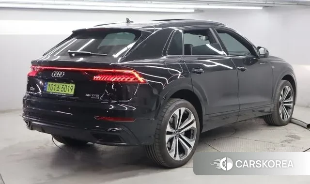 Audi Q8 (4M) 2023 Черный из Кореи, фото 4