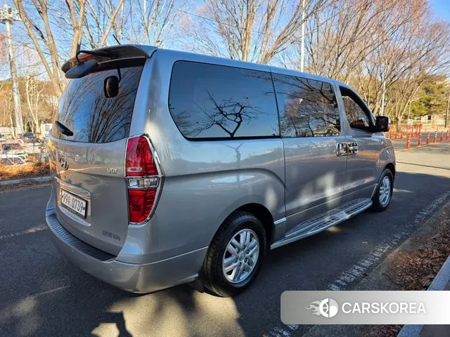 Hyundai The New Grand Starex id 3563109 из Кореи 14