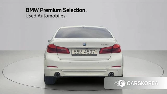 BMW 5 Series (G30) id 3936705 из Кореи 7