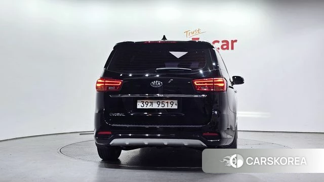 Kia The New Carnival id 3801744 из Кореи 14