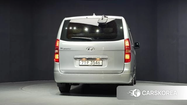Hyundai The New Grand Starex id 4632451 из Кореи 25