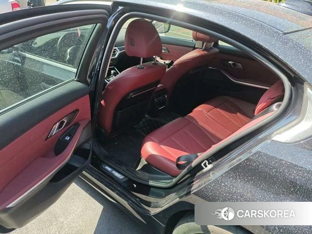BMW 3 series 2022 Черный из Китая, фото 4