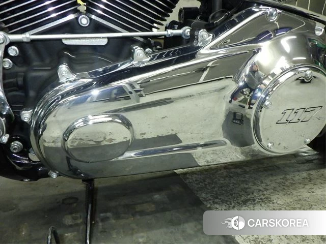 Engine photo