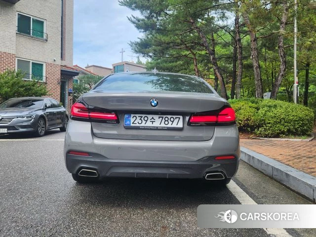 BMW 5 Series (G30) id 4624585 из Кореи 7
