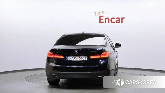 BMW 5 Series (G30) id 3447604 из Кореи 14