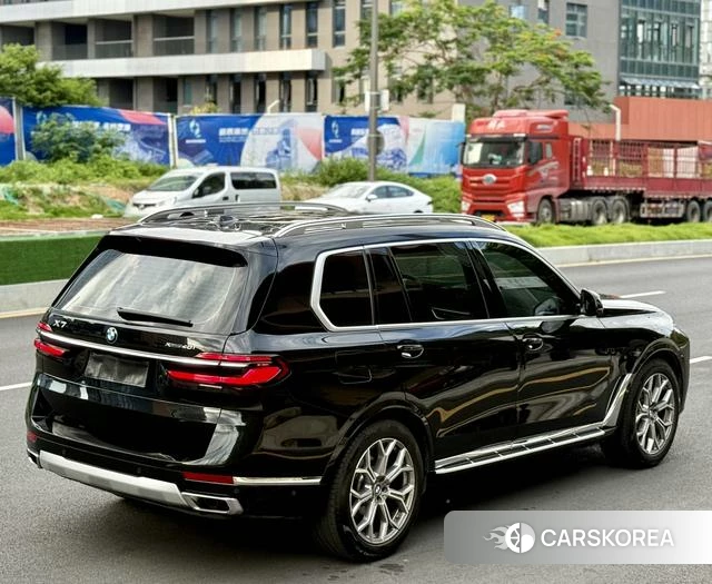 BMW X7 id 4333248 из Китая 16