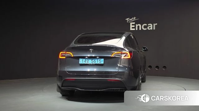 Tesla Model Y id 3939938 из Кореи 14