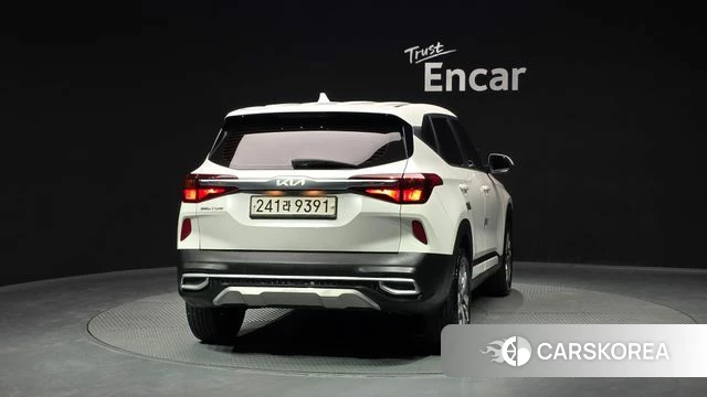 Kia Seltos id 4186856 из Кореи 14