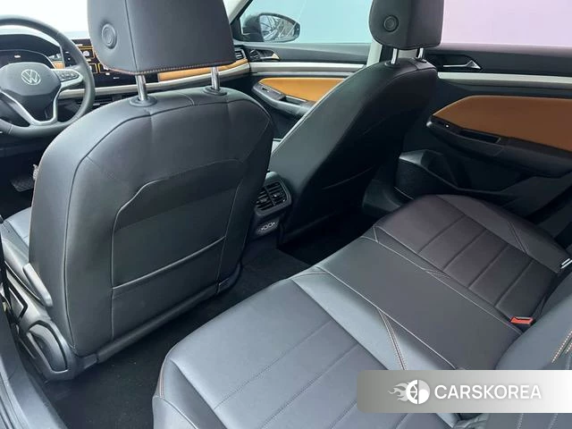 Volkswagen Bora id 4263107 из Китая 22