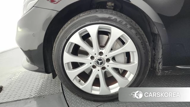 Mercedes-Benz E-Class W213 id 4371490 из Кореи 30