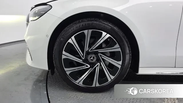 Mercedes-Benz E-Class W214 id 3614527 из Кореи 14