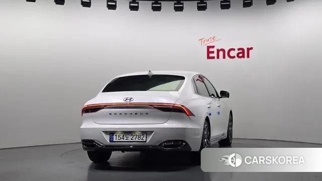 Hyundai The New Grandeur IG id 3509377 из Кореи 14