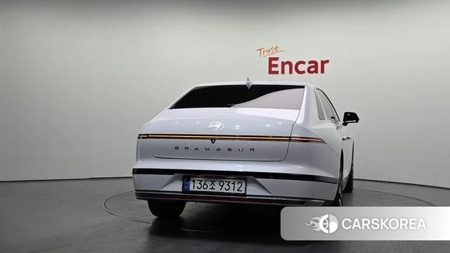 Hyundai Grandeur Hybrid (GN7) id 4354365 из Кореи 14