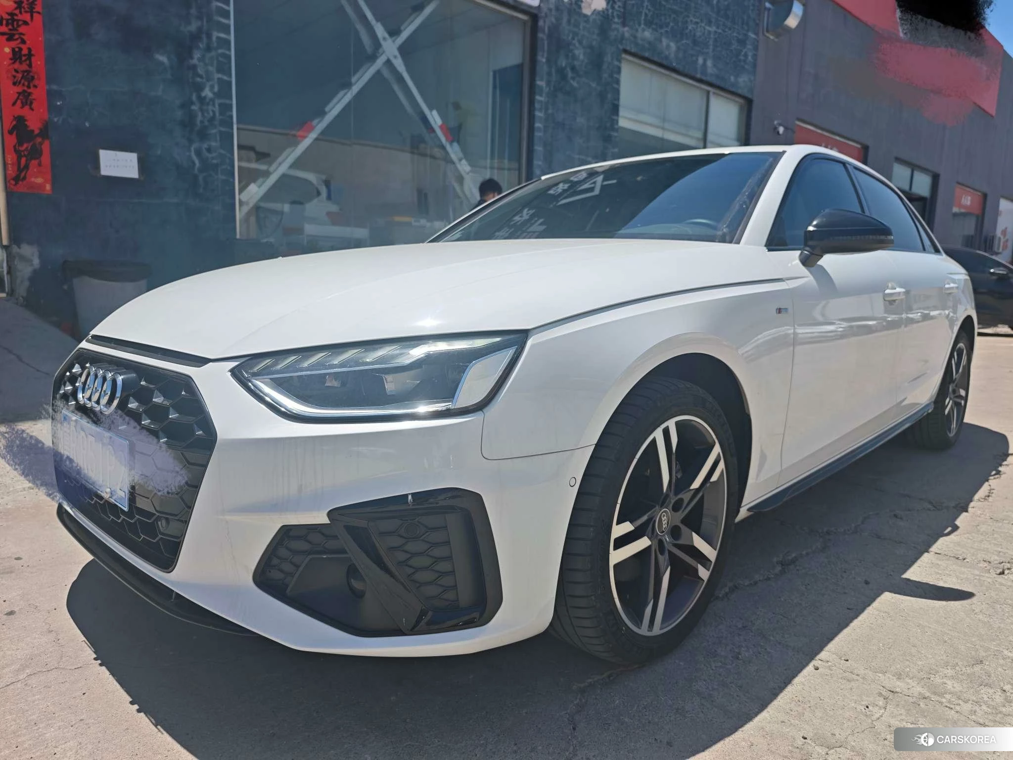 Audi A4L 2023 Белый из Китая, фото 4