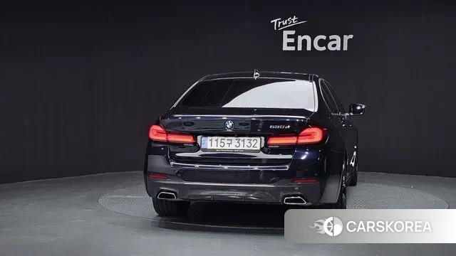 BMW 5 Series (G30) id 3453537 из Кореи 14