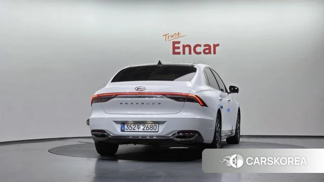 Hyundai The New Grandeur IG Hybrid id 4303575 из Кореи 33