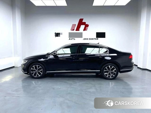 Volkswagen Magotan 2022 Черный из Китая, фото 4