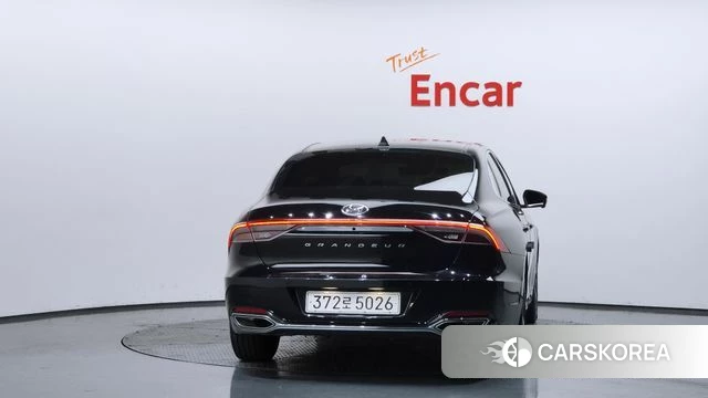 Hyundai The New Grandeur IG Hybrid id 4309257 из Кореи 31