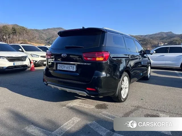 Kia The New Carnival id 3636401 из Кореи 12