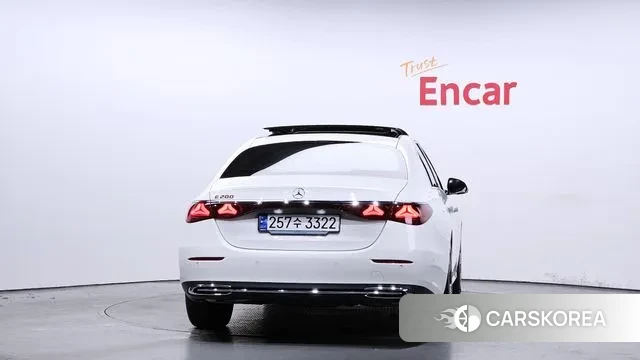 Mercedes-Benz E-Class W214 id 3477306 из Кореи 14