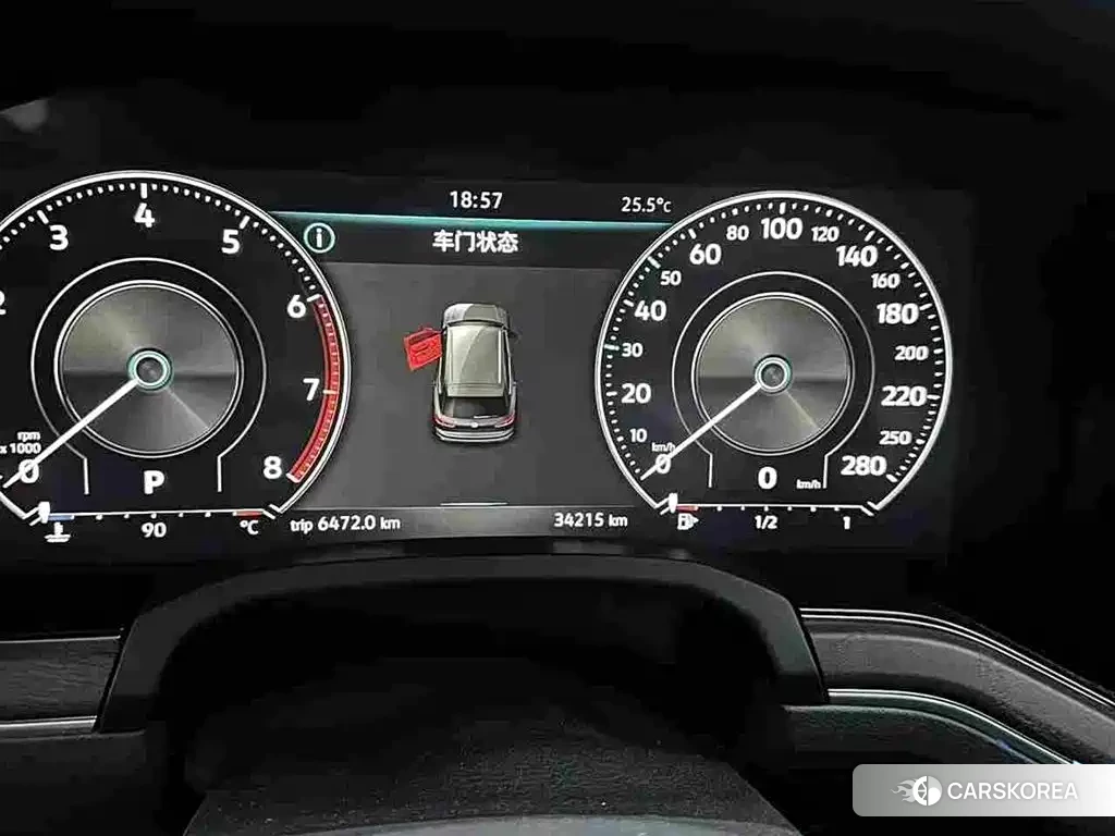 Volkswagen Touareg 2024 Silver/gray из Китая, фото 4