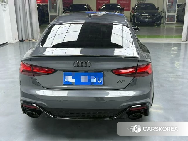 Audi A5 2022 Темно-серый из Китая, фото 4