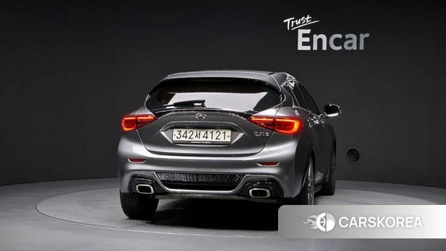 Infiniti Q30 id 4530438 из Кореи 27