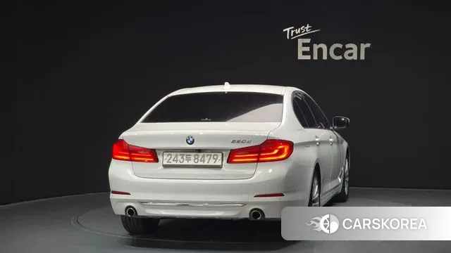 BMW 5 Series (G30) id 3428534 из Кореи 14