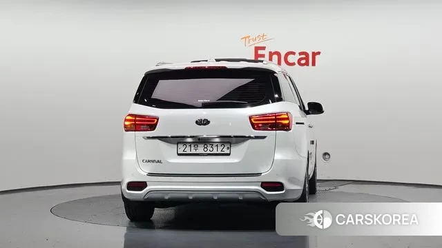 Kia The New Carnival id 3303000 из Кореи 14