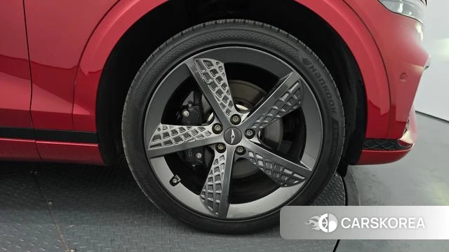 Genesis GV70 id 3843251 из Кореи 14