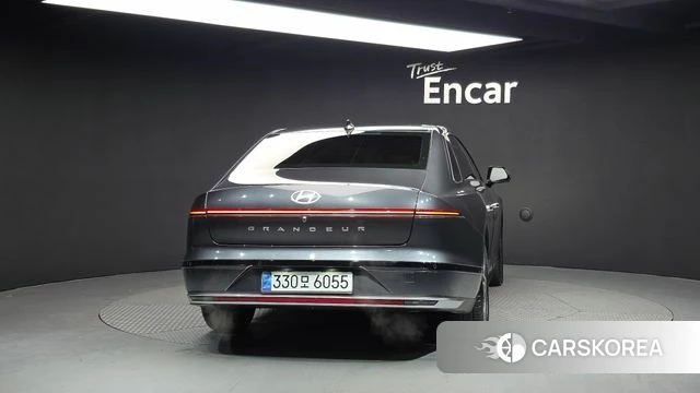 Hyundai Grandeur (GN7) id 3883772 из Кореи 14