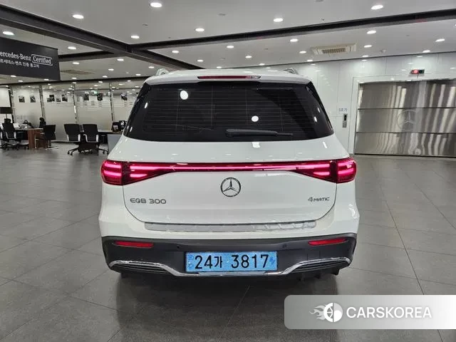 Mercedes-Benz EQB X243 2024 Белый из Кореи, фото 4