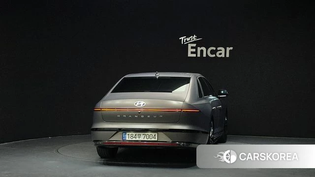 Hyundai Grandeur (GN7) id 3799032 из Кореи 14