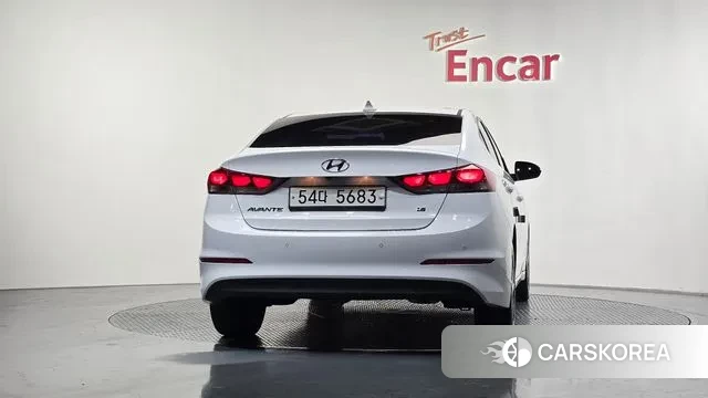 Hyundai Avante AD id 3313502 из Кореи 14