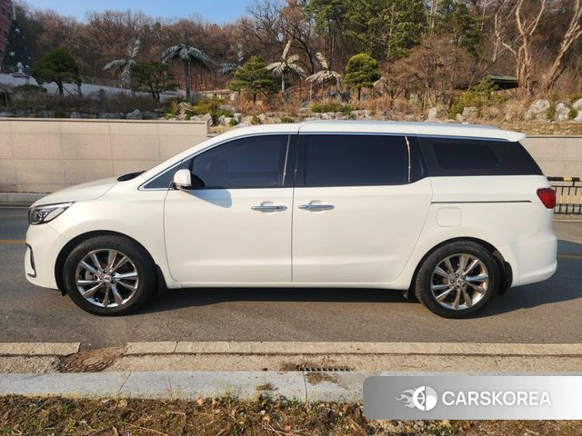 Kia The New Carnival id 3893829 из Кореи 14