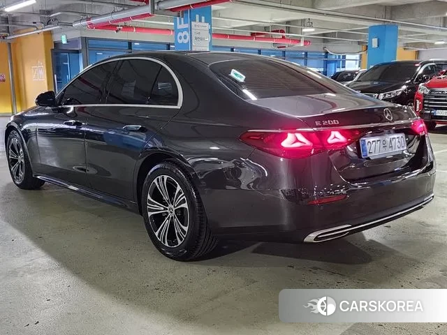 Mercedes-Benz E-Class W214 2025 Серый из Кореи, фото 6