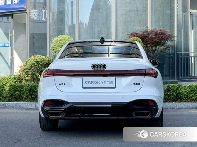 Audi A5L id 4297351 из Китая 7