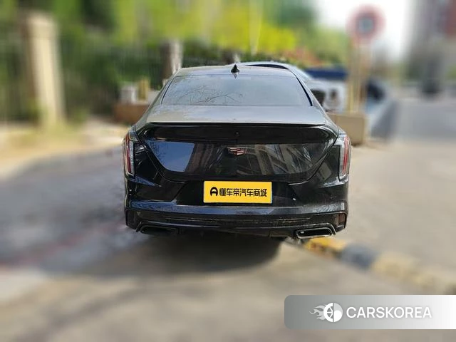 Cadillac CT4 2022 Черный из Китая, фото 4