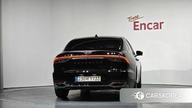 Hyundai The New Grandeur IG Hybrid id 4355628 из Кореи 28