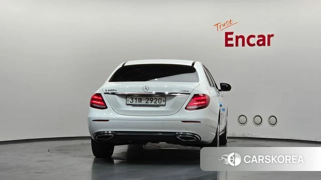 Mercedes-Benz E-Class W213 id 4737642 из Кореи 26