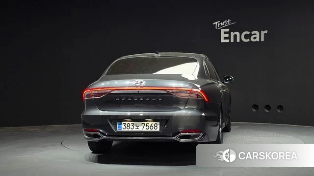 Hyundai The New Grandeur IG id 4283579 из Кореи 29