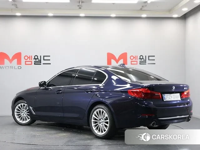 BMW 5 Series (G30) id 3296730 из Кореи 14