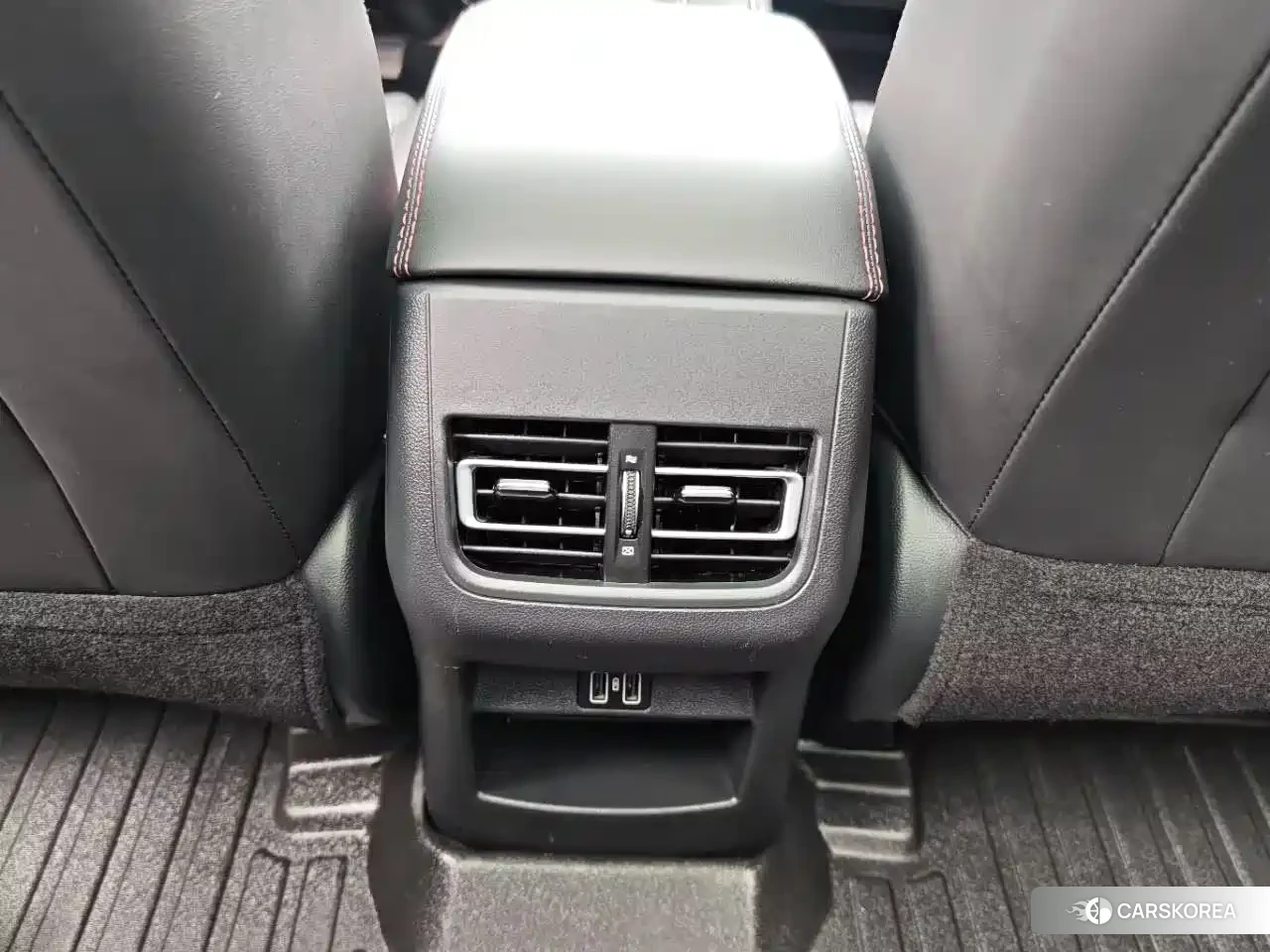 Chang'an Changan CS75 id 4514414 из Китая 28