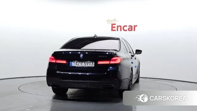 BMW 5 Series (G30) id 2930964 из Кореи 14