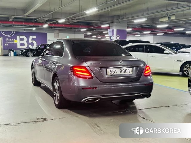 Mercedes-Benz E-Class W213 id 4654218 из Кореи 14