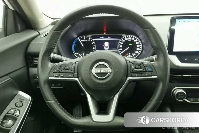 Nissan Xuan Yi id 4273138 из Китая 18
