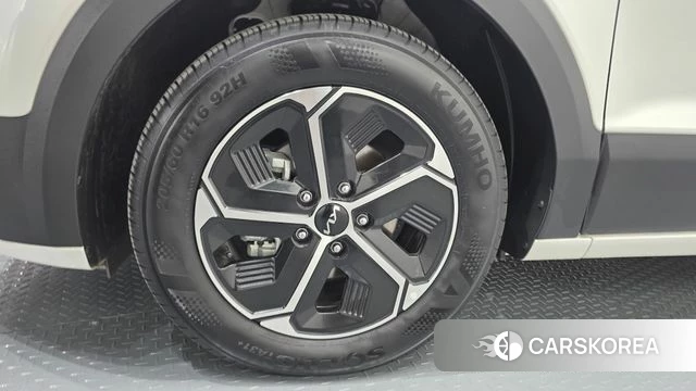Kia Di Ol Nu Niro id 4016920 из Кореи 14